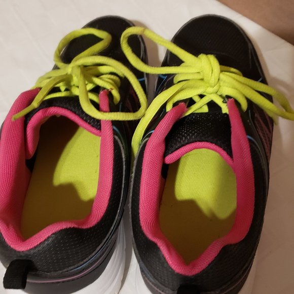 Sneakers, Neon colors with black, size 8, Good Condition - Picture 9 of 9